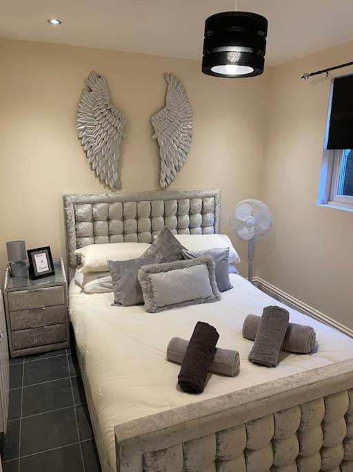 Apartamento Flat 3 Meadow View Cozy Getaway Hurst Exterior foto